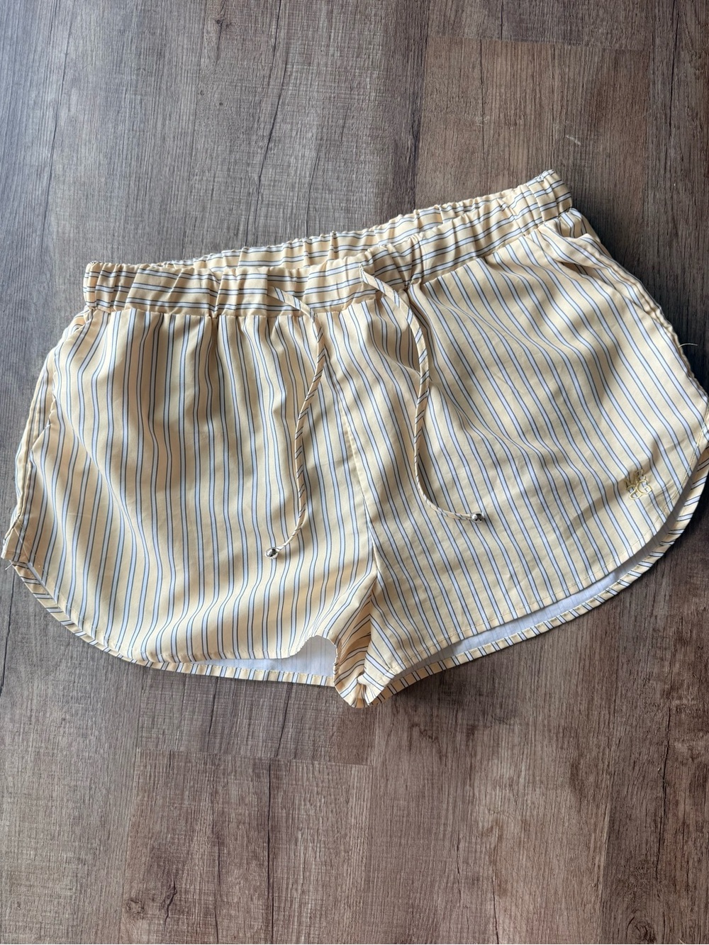 Missguided Classic Striped Women's Drawstring Shorts - Cream/Blue